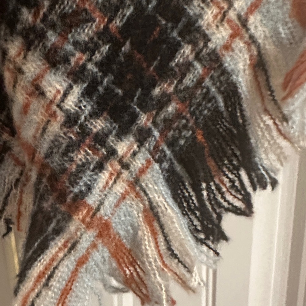 Marc New York Plaid Cape - Black, White, Tan - Picture 6 of 9
